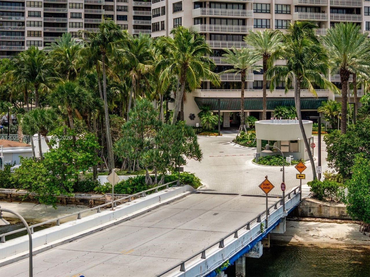 3 Grove Isle Dr, Unit C803, Miami, FL 33133 Photo