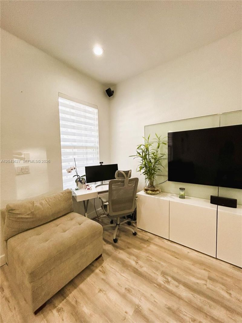 14628 SW 6th St, Pembroke Pines, FL 33027 Photo