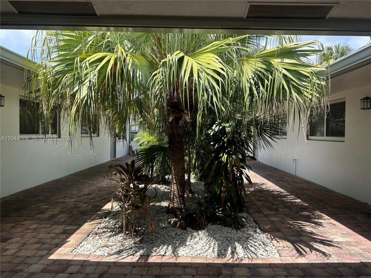 3700 NE 22nd Ave , Unit 4, Lighthouse Point, FL 33064 Photo