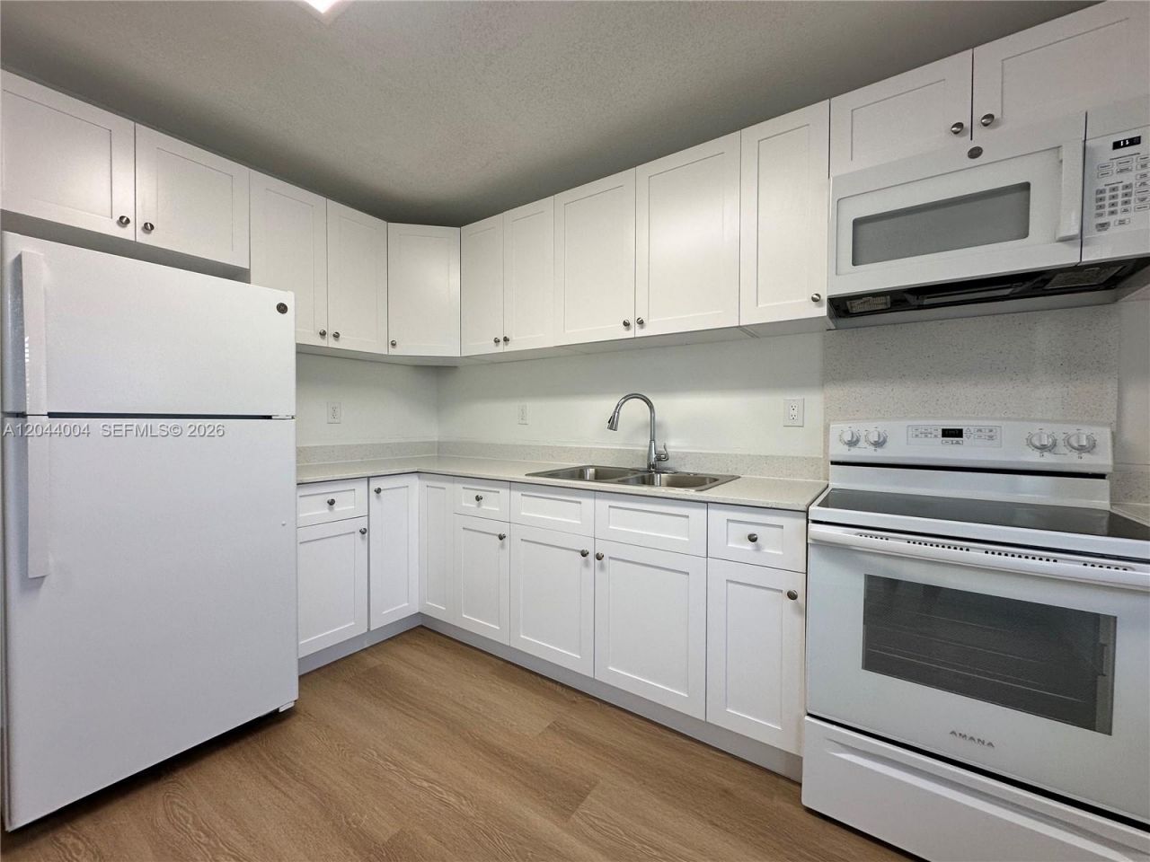 3700 NE 22nd Ave , Unit 4, Lighthouse Point, FL 33064 Photo