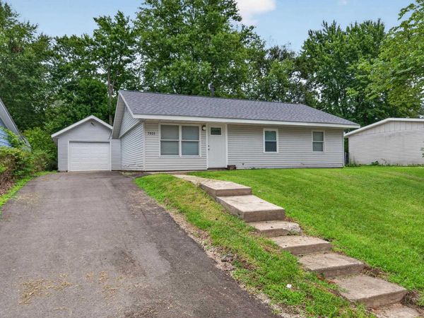 5808 MENDOTA Drive, Kokomo, IN 46902