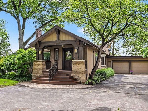 1225 Greenleaf Boulevard, Elkhart, IN 46514