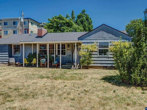 1045 SW Grove St, Corvallis, OR 97333