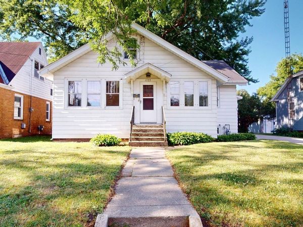 1135 1St Street SW, Mason City, IA 50401