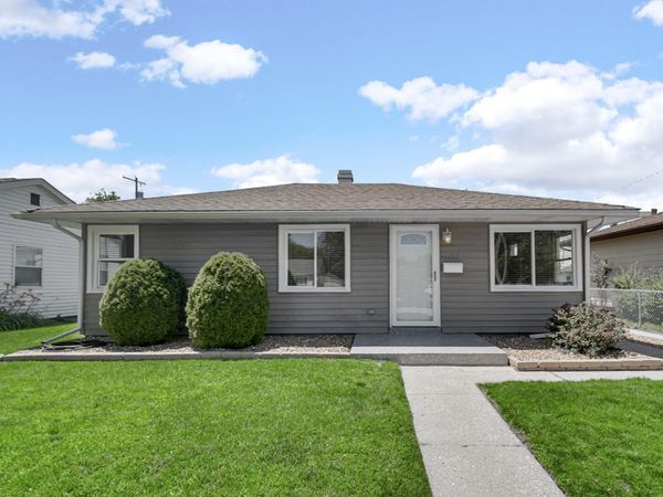 6738 Olcott Avenue , Hammond, IN 46323