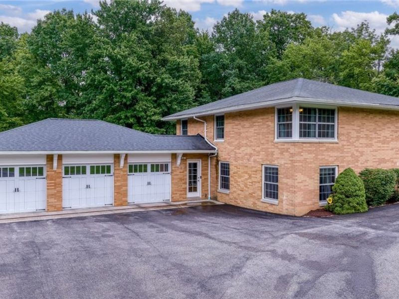 3819 Brainard Road, Woodmere, OH 44122 Photo 5
