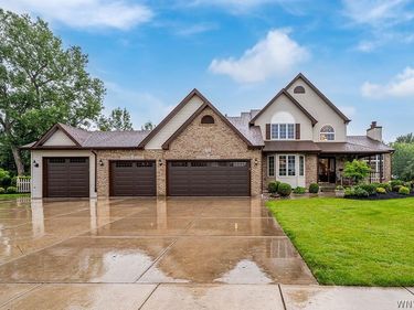 52 Tomahawk, Lancaster, NY 14086