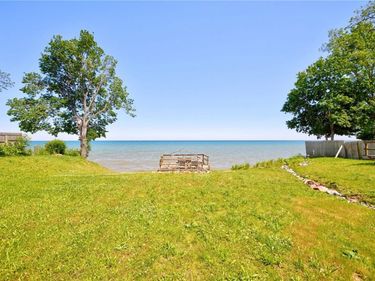 3189 Lake Road, Williamson, NY 14589