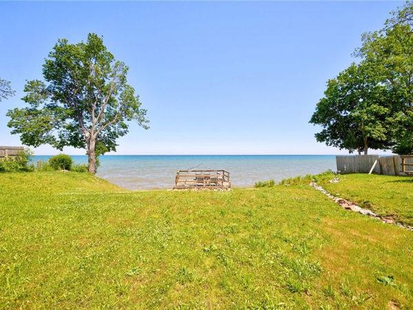 3189 Lake Road, Williamson, NY 14589