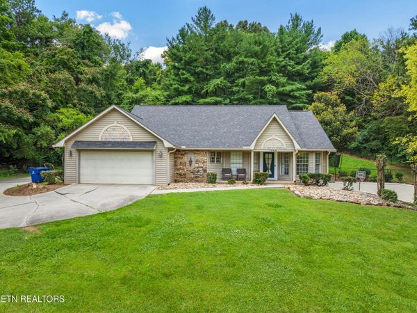 1945 Ridgewood Drive, Jefferson City, TN 37760