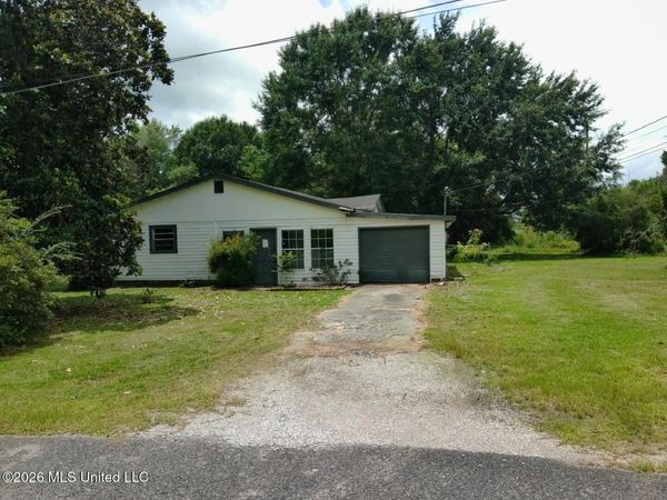 15227 Charles Williams Road, Moss Point, MS 39562