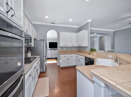 4481 Springhill Dr, Roseville, CA 95747 Photo