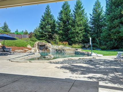 4481 Springhill Dr, Roseville, CA 95747 Photo