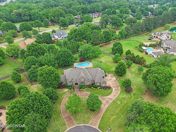 28 Legend Oaks Cove, Jackson, TN 38305