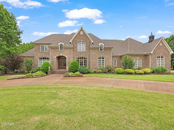 28 Legend Oaks Cove , Jackson, TN 38305
