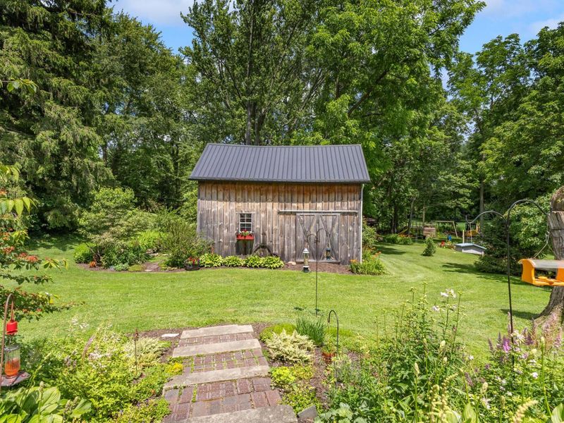 194 S Hartford Avenue, Centerburg, OH 43011 Photo 45