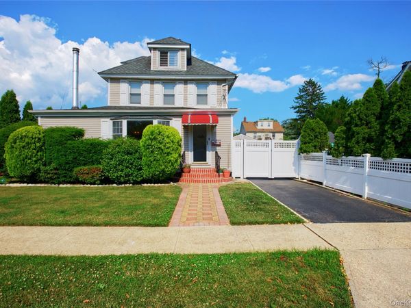 117 Walnut Street, West Hempstead, NY 11552