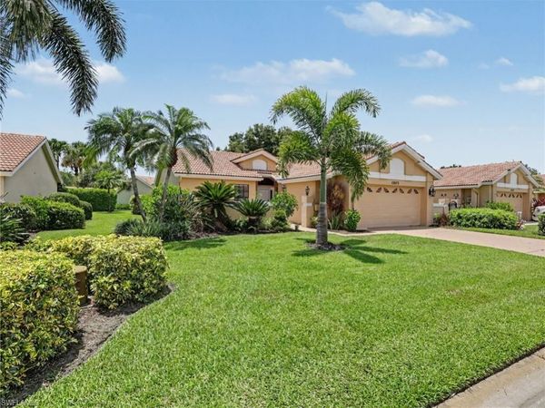 12673 Glen Hollow DR, BONITA SPRINGS, FL 34135