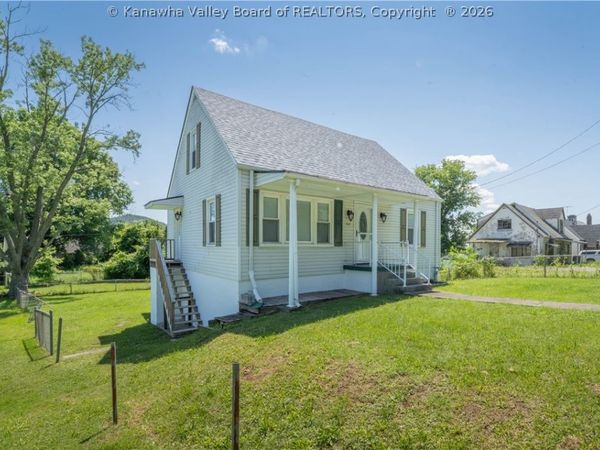 302 Winfield Road, St Albans, WV 25177