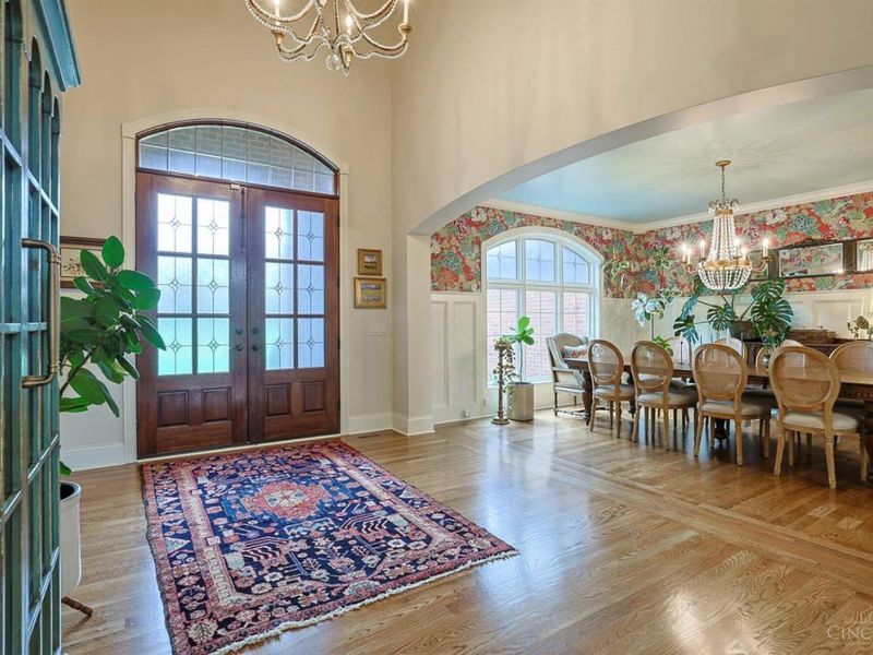 8126 Deer Path Lane, Sycamore Township, OH 45243 Photo 4