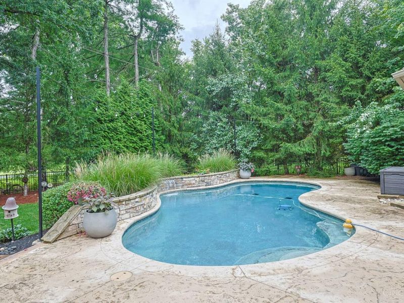 8126 Deer Path Lane, Sycamore Township, OH 45243 Photo 57