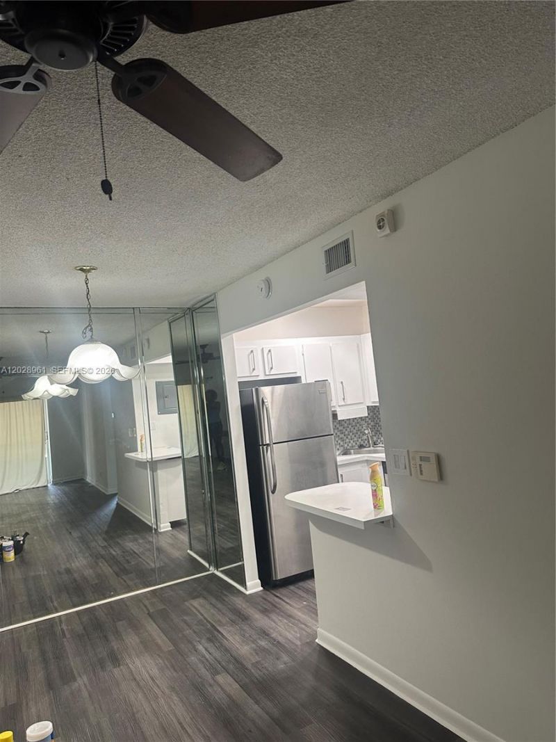 5 Jacaranda Country Club Dr , Unit 206, Plantation, FL 33324 Photo