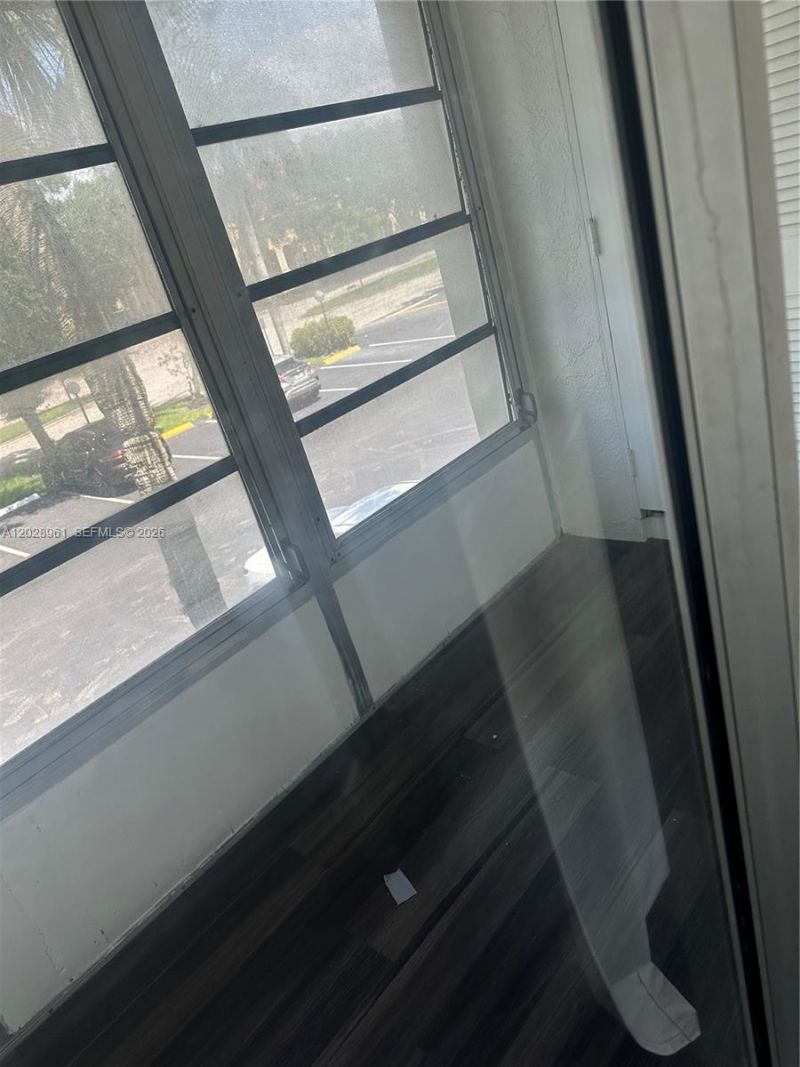 5 Jacaranda Country Club Dr , Unit 206, Plantation, FL 33324 Photo