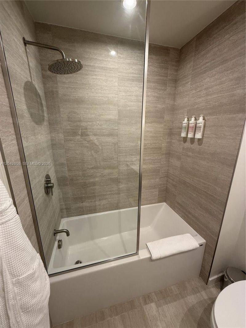 1611 SW 2nd Avenue , Unit 202, Miami, FL 33129 Photo