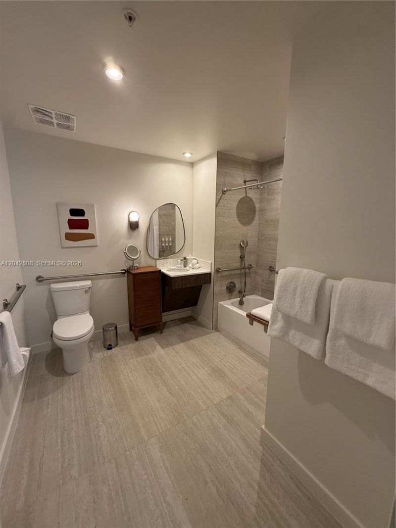 1611 SW 2nd Avenue , Unit 202, Miami, FL 33129 Photo