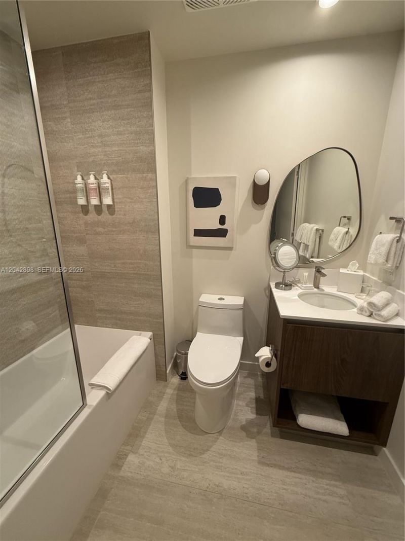 1611 SW 2nd Avenue , Unit 202, Miami, FL 33129 Photo