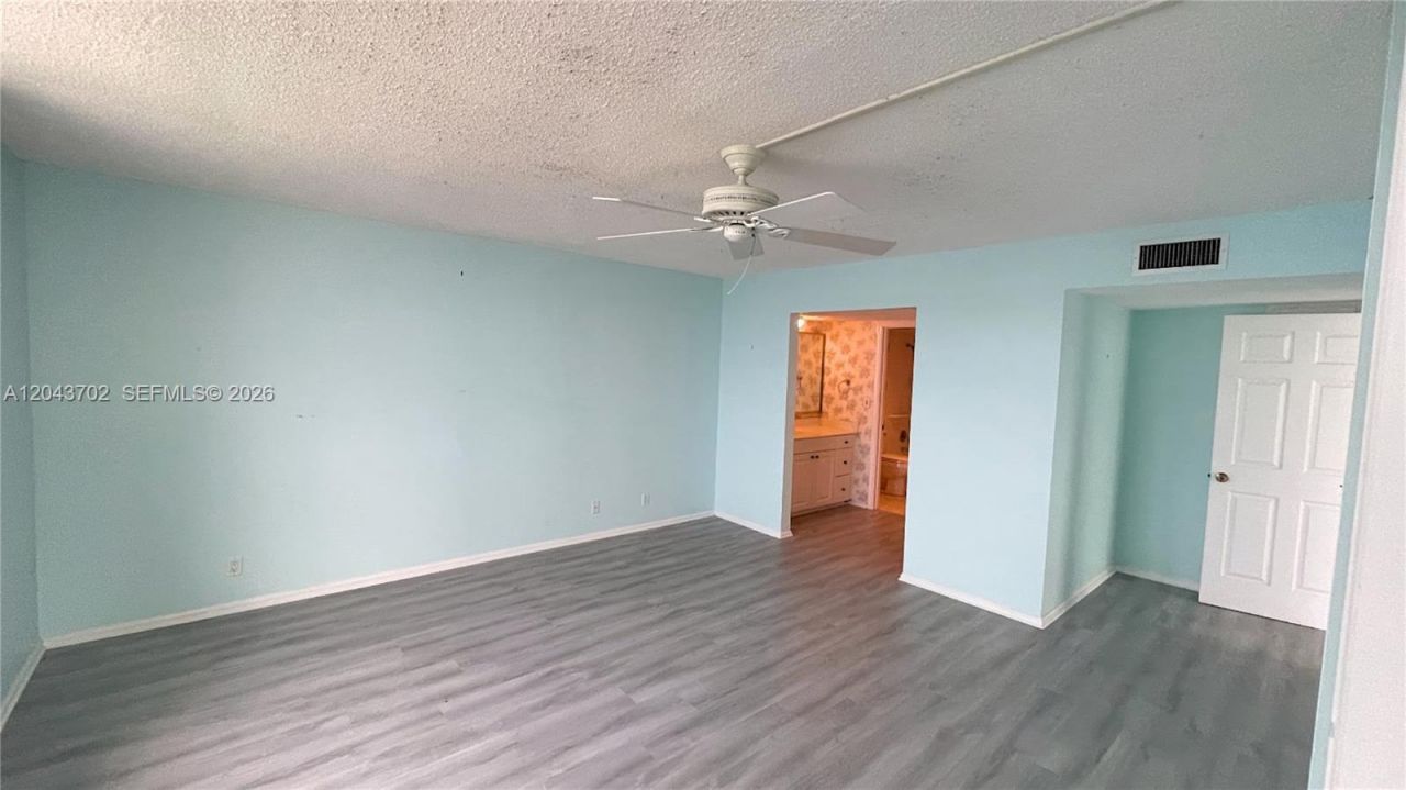 401 Lake Shore Dr, Unit 801, Lake Park, FL 33403 Photo