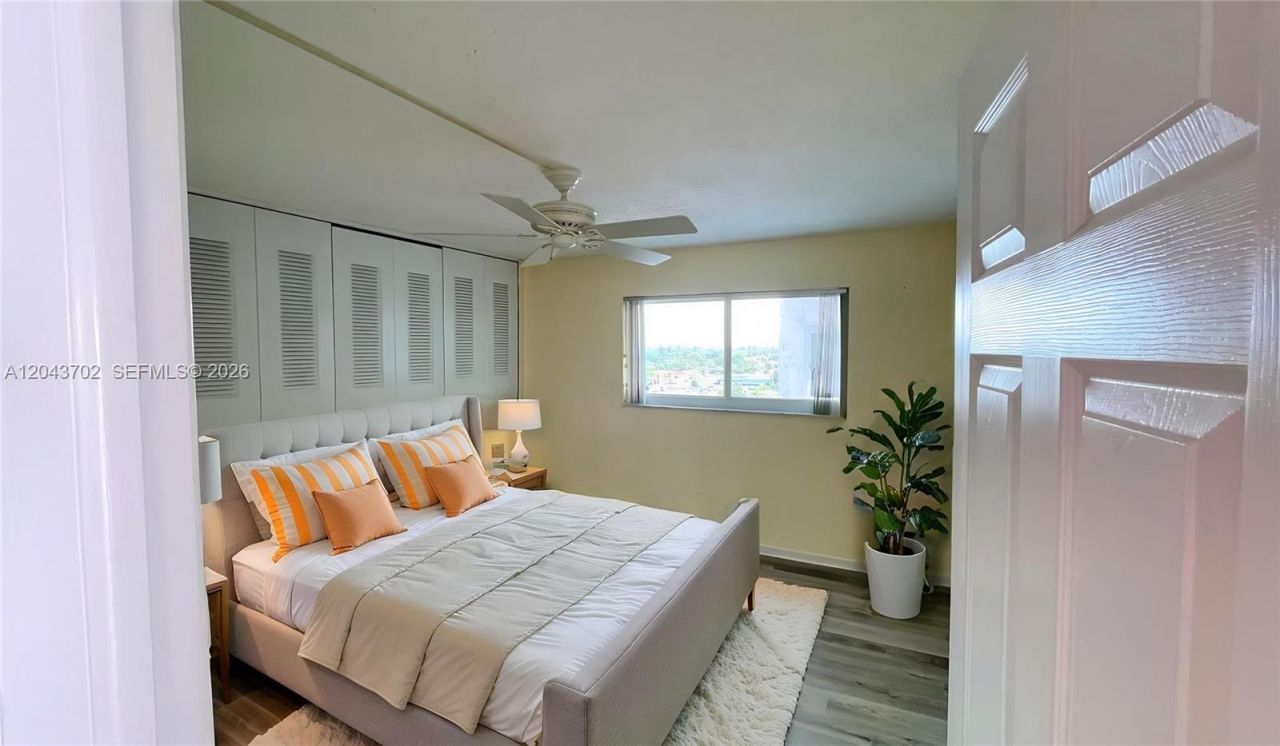 401 Lake Shore Dr, Unit 801, Lake Park, FL 33403 Photo