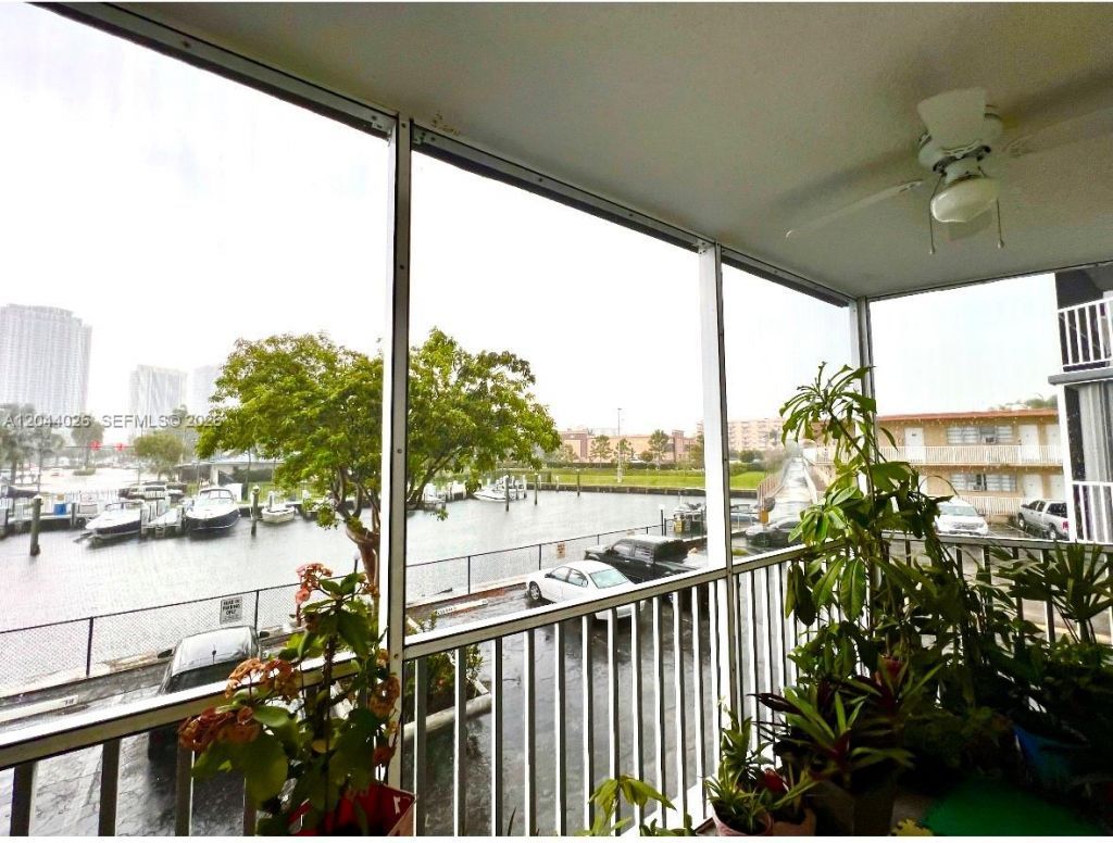 200 Diplomat Pkwy, Unit 234, Hallandale Beach, FL 33009 Photo