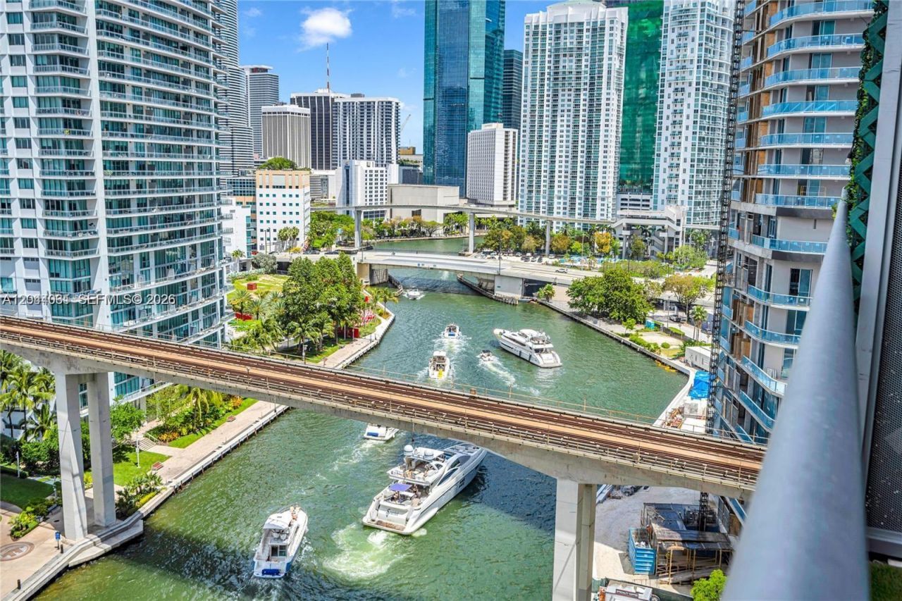 690 SW 1st Ct, Unit 1709, Miami, FL 33130 Photo