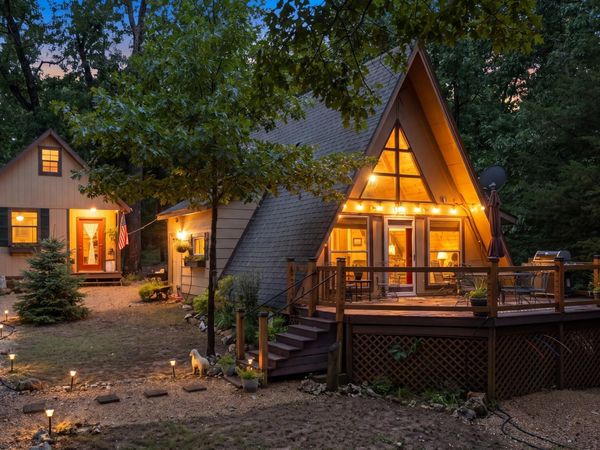 232 Lake Drive , Eucha, OK 74342