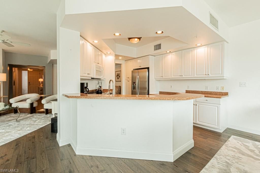 300 Dunes Blvd, Unit 105, Naples, FL 34110 Photo