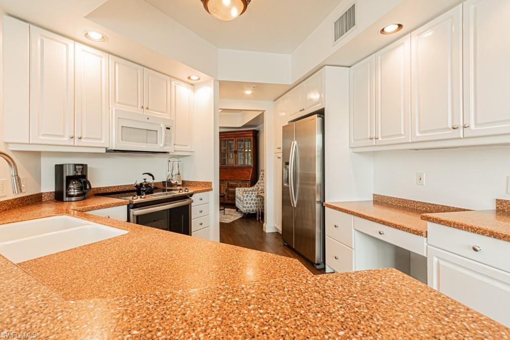 300 Dunes Blvd, Unit 105, Naples, FL 34110 Photo