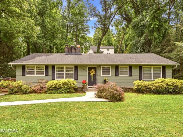 5700 Green Valley Drive, Knoxville, TN 37914