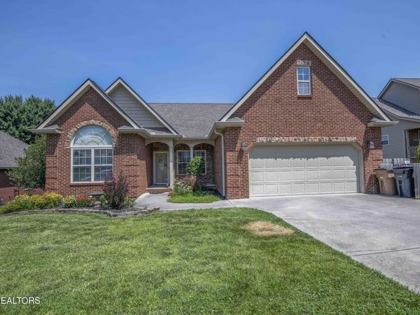 5551 Meadow Wells Drive, Knoxville, TN 37924