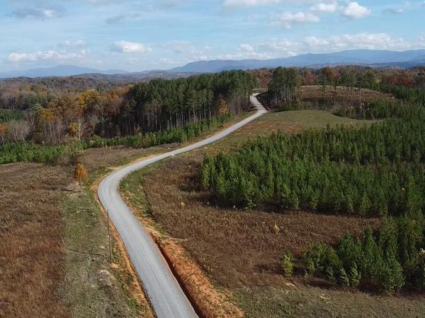 Millsaps Road , Madisonville, TN 37354