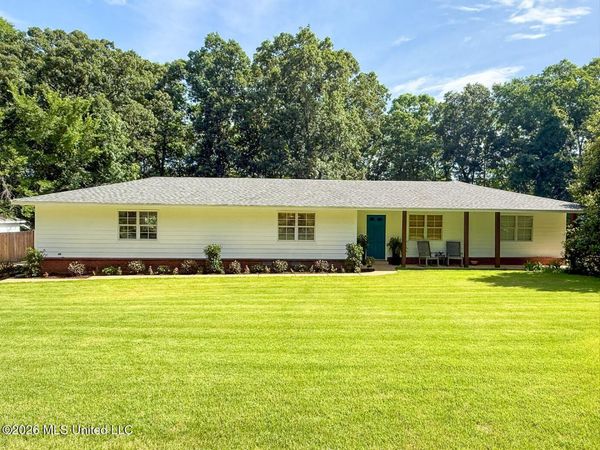 148 Red Hills Road, Byhalia, MS 38611