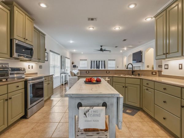 1601 Mallorca Cove, Niceville, FL 32578