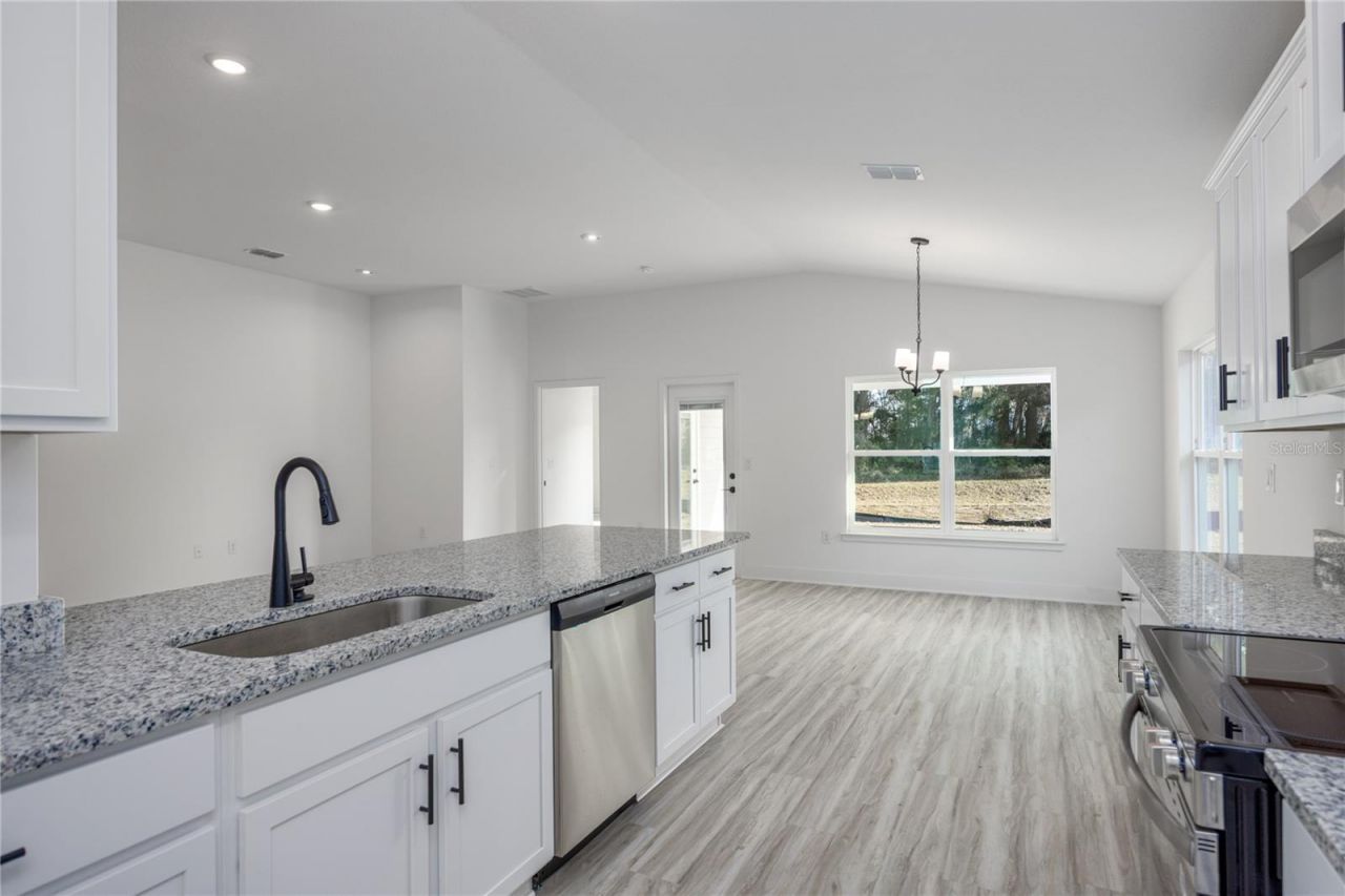2573 SW 250th Drive , Newberry, FL 32669 Photo