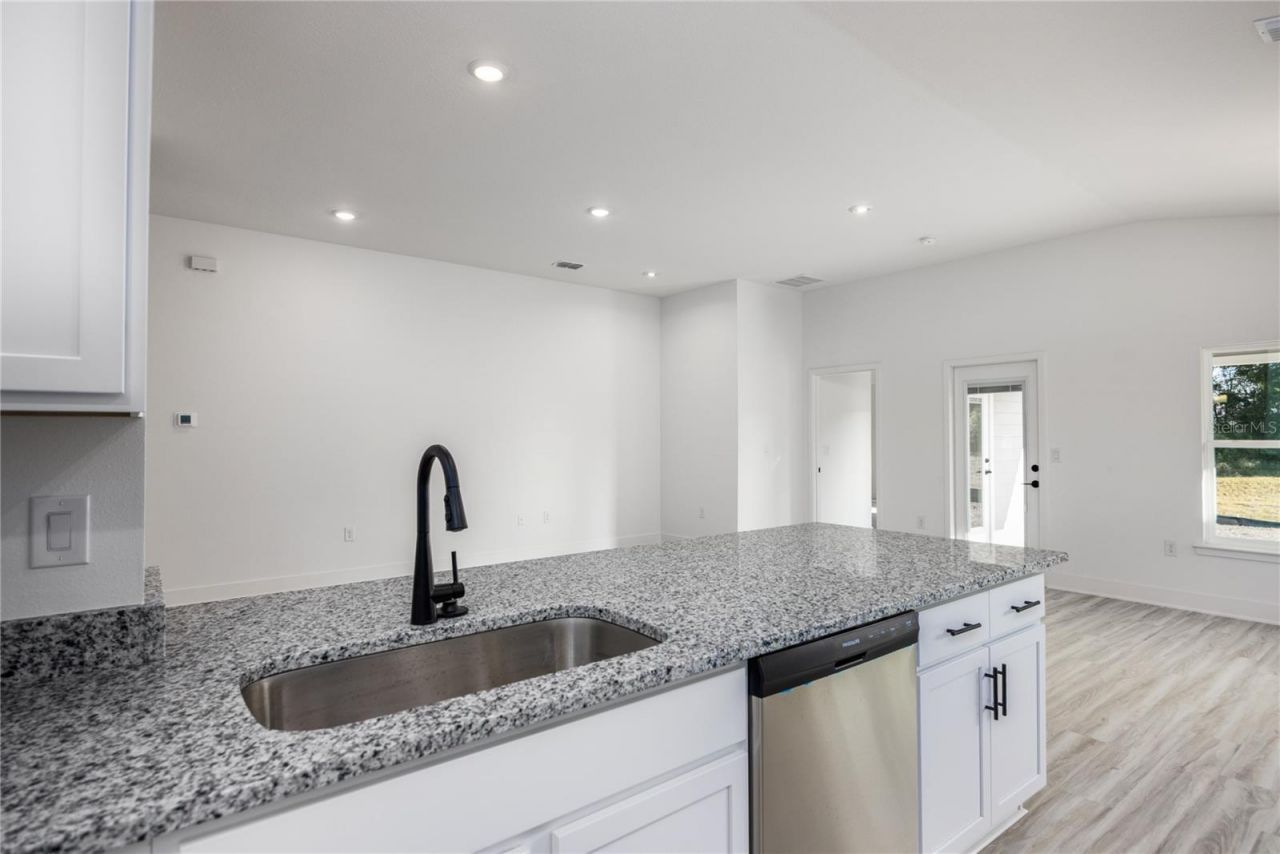 2573 SW 250th Drive , Newberry, FL 32669 Photo