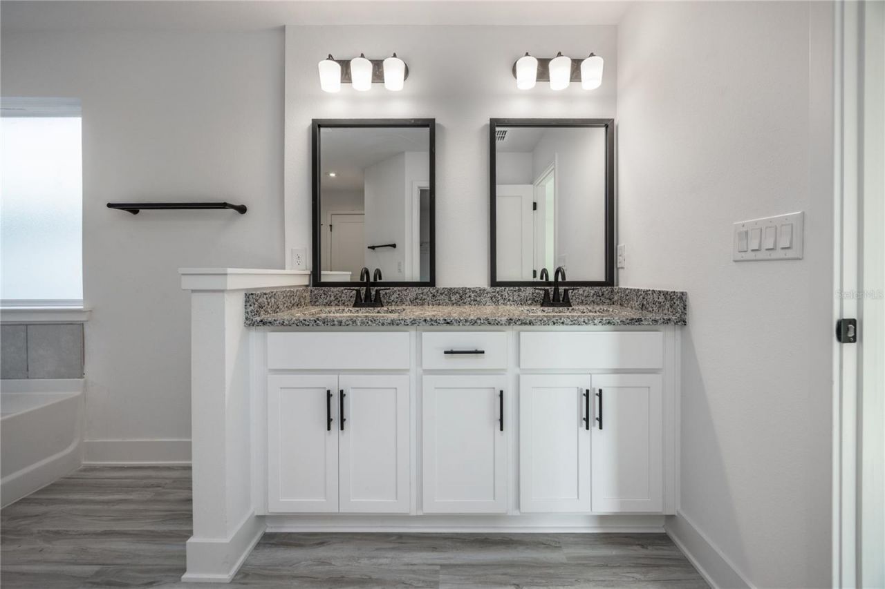 2573 SW 250th Drive , Newberry, FL 32669 Photo