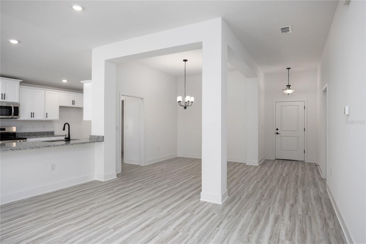 2573 SW 250th Drive , Newberry, FL 32669 Photo