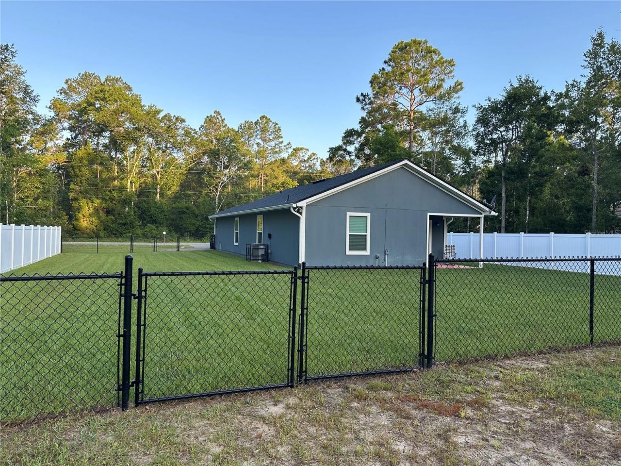 10010 Mcmahon Avenue , Hastings, FL 32145 Photo