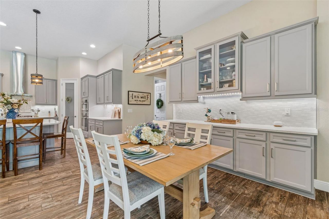 21882 Butterfly Kiss Drive, Land O Lakes, FL 34637 Photo