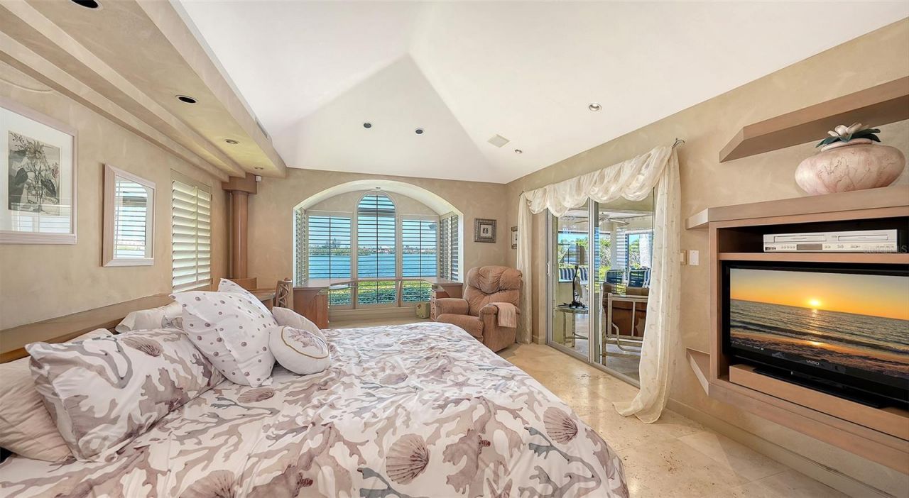 321 Lookout Point Drive, Osprey, FL 34229 Photo