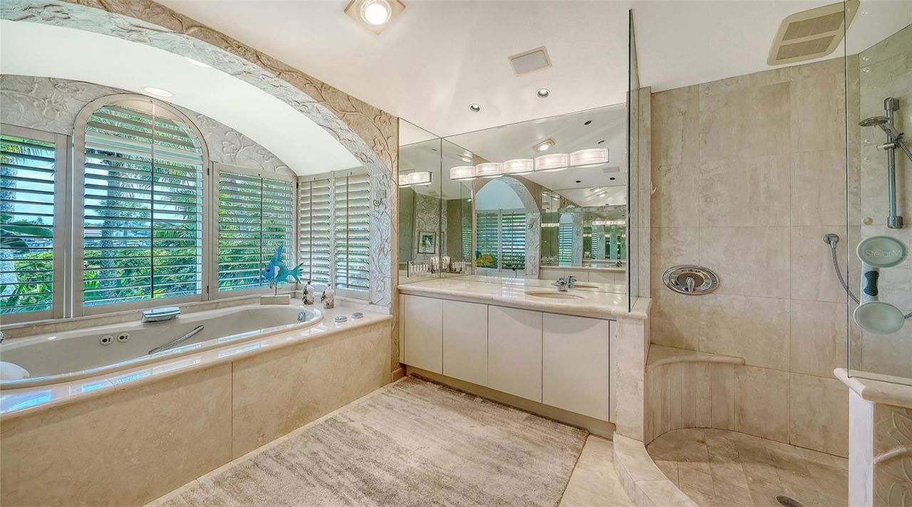 321 Lookout Point Drive, Osprey, FL 34229 Photo